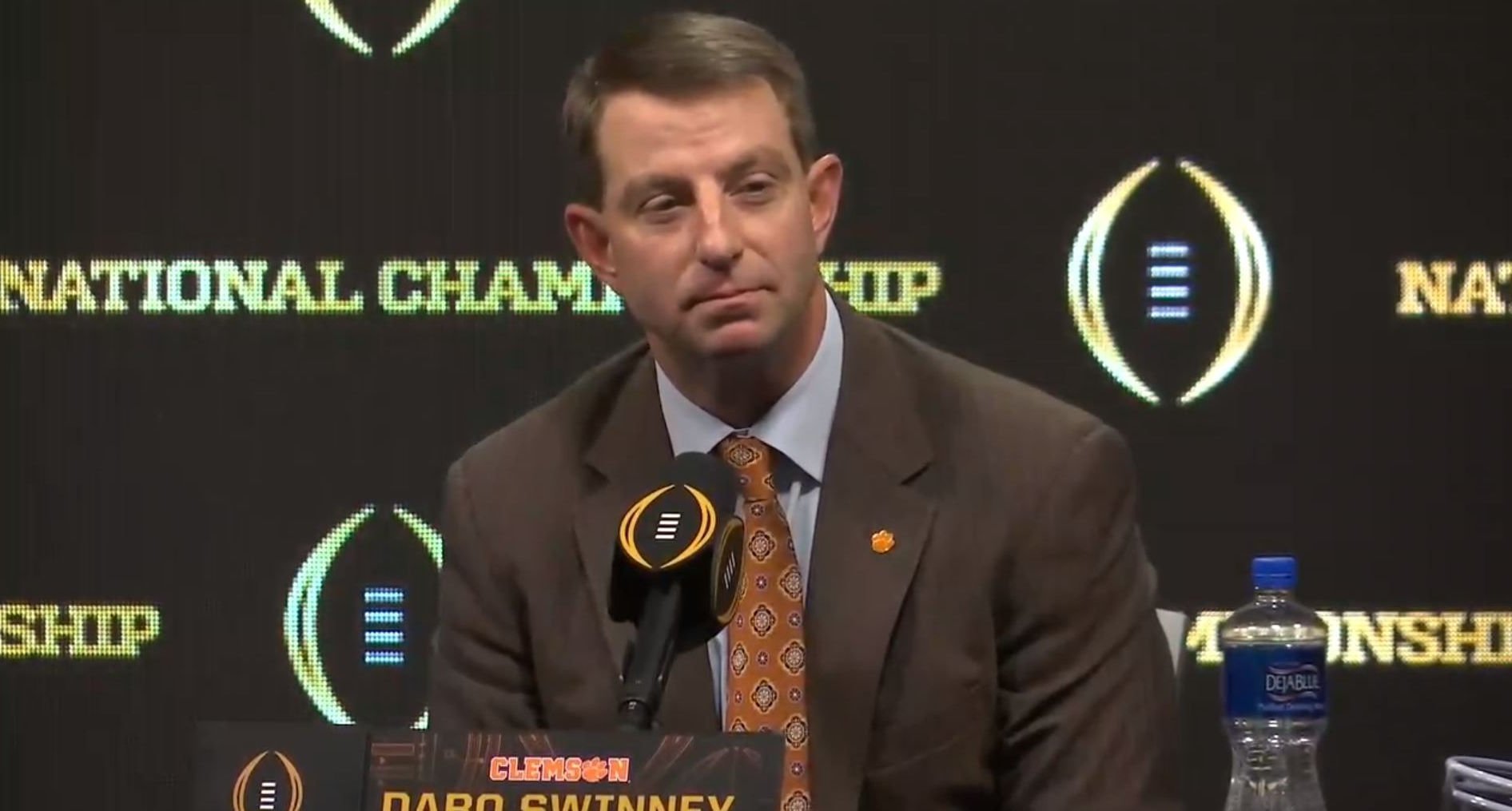 Dabo Swinney agrees to largest contract in college football history