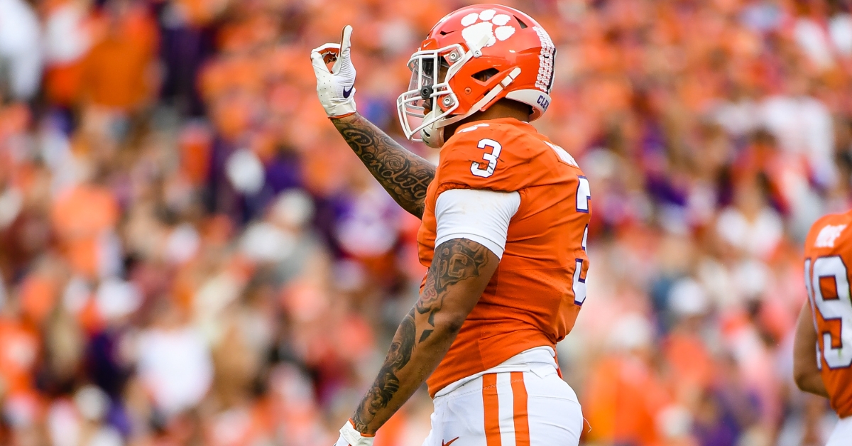 Clemson maintains position, Ohio State moves up in latest Playoff rankings