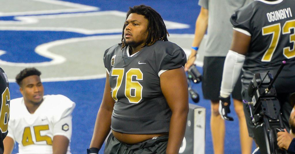 Mayes was one of the standout offensive linemen at The Opening 