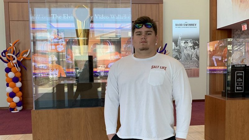 Alabama OL prospect compares visits to Clemson and Tennessee