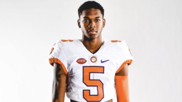 Four-star wide receiver EJ Williams nearing a decision