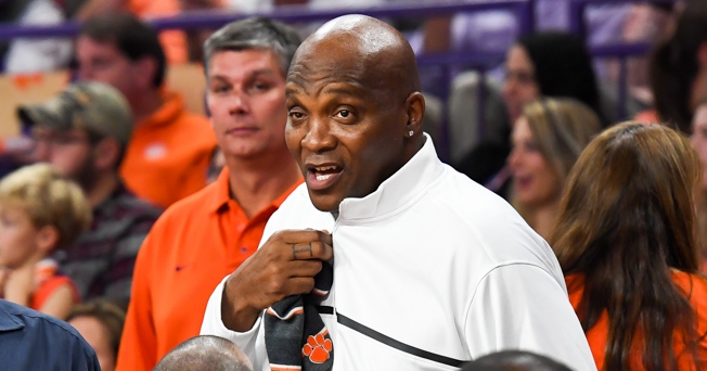 Clemson Nation: Clemson great Sharone Wright needs our help