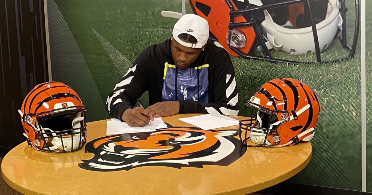Tee Higgins is now officially a Bengal.