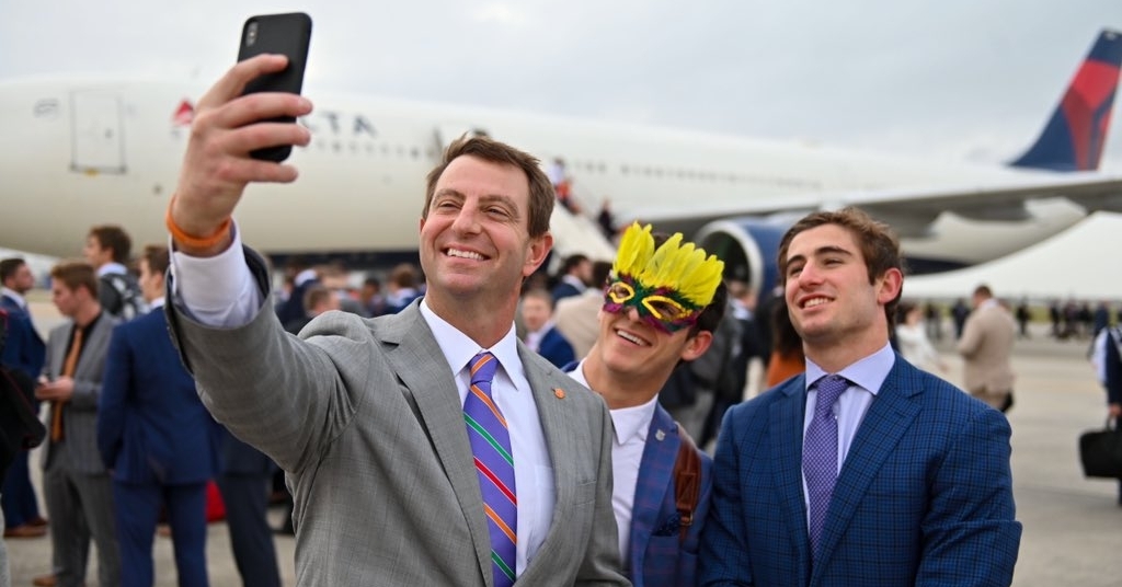 Swinney hopeful recruiting process can get back to normal