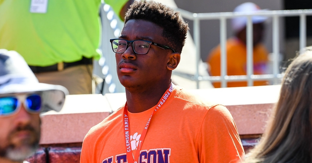 Nation's No. 1 linebacker says everything about Clemson is