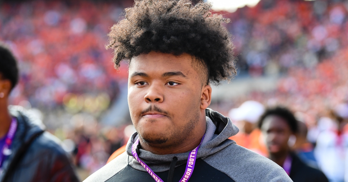 Five-star DT says Clemson coaches offer the 