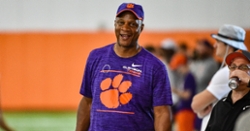 Camp Insider: Charles Barkley, Darryl Strawberry on hand as Tigers hit third day