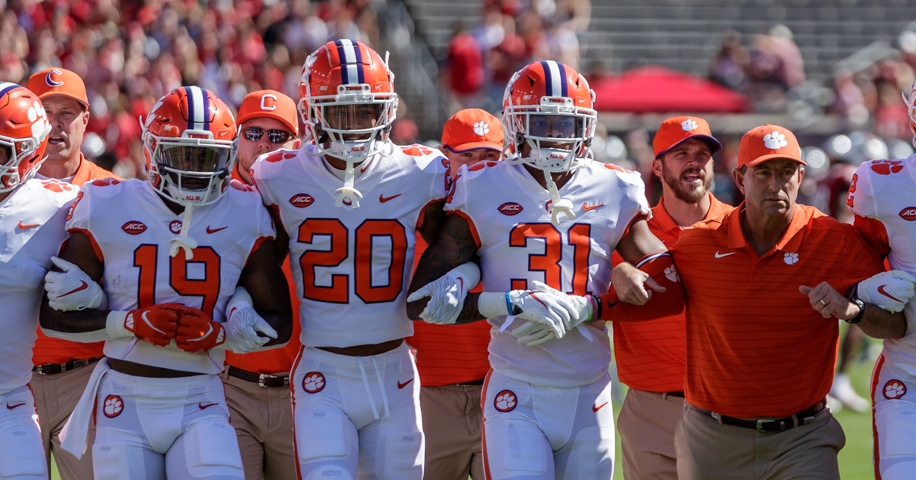 Clemson stays in latest Coaches Poll