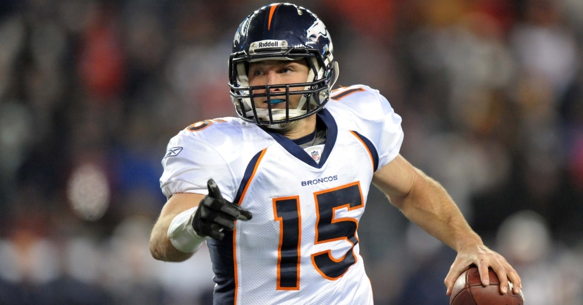 Tebow wants another shot in the NFL (Photo: John Glaser / USATODAY)