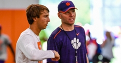 Elite Clemson QB commit “can't imagine being anywhere else” after visit