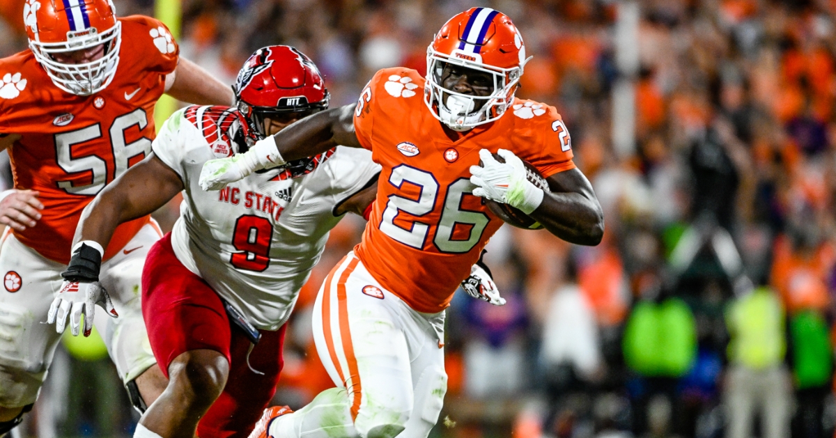 Clemson should lean on its ground game in any matchup this postseason.