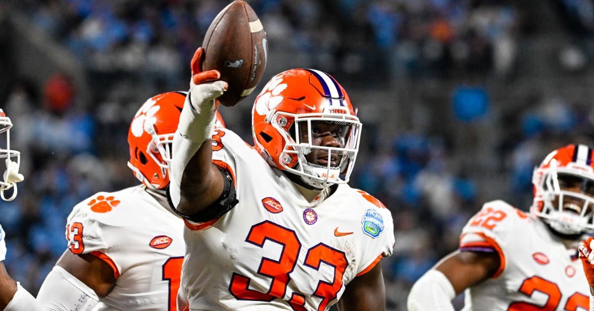 Clemson didn't budge from a No. 11 ranking with the Coaches.
